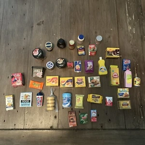 Shopkins Real Littles lotto casuale di 40 contenitori vuoti mini alimenti - Foto 1 di 6