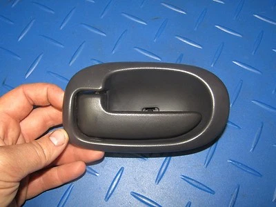 Dodge Stratus 2001-2006 lado del conductor trasero OEM manija de puerta interior Foto 1 de 3