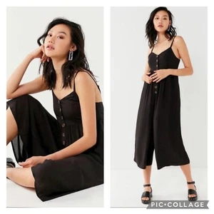 Urban Outfitters Black Tootsie Jumpsuit Lightweight Size Small - Picture 1 of 8