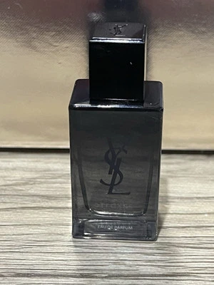 Mini Dab-On miniatura EDP Yves Saint Laurent YSL MYSLF (yo mismo) 7,5 ml / 0,25 oz Foto 1 de 4