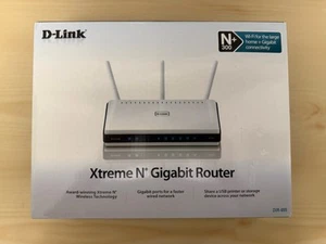 New D-Link Wireless N300 Mbps Extreme-N Gigabit Router (DIR-655) - Picture 1 of 3