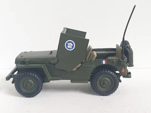 Victoria Maßstab 1:43 Willys Jeep gepanzert "General Leclerc" - Bild 1 von 7