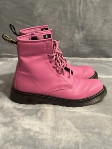 Doc Martens Boot Womens 6 Hot Pink Black Lace Up Combat Hiking Leather 31283 - Picture 1 of 9