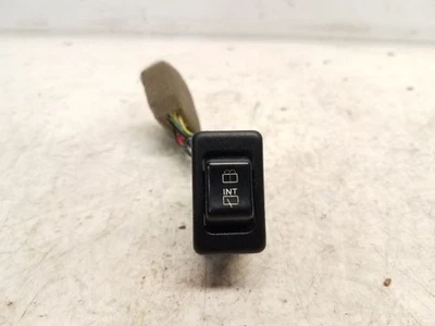 Interruptor de tablero Infiniti QX4 1999 - limpiaparabrisas trasero  Foto 1 de 3