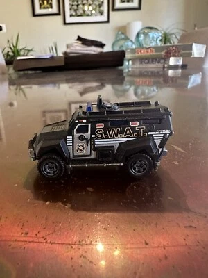 2014 Matchbox #MB78 MBX Heroic Rescue S.W.A.T. Truck Black - Image 1 of 4