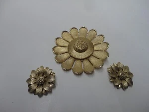 Vintage Sarah Coventry Large 3" Flower Brooch and Earring Set - Picture 1 of 2