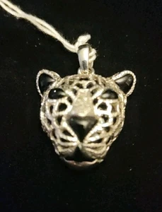 Ciondolo testa di pantera in argento sterling 925 con diamanti e onice Kimler & Daniels - Foto 1 di 5