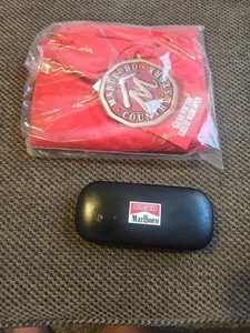 Vintage Marlboro Cigarettes T-shirt One Size + Throwing In A Glasses Case - Picture 1 of 5