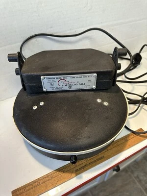 Vintage Simmon Bros Omegalite D Enlarger Lamp Cat No 7424 Diffusion Lamphouse - Image 1 of 4