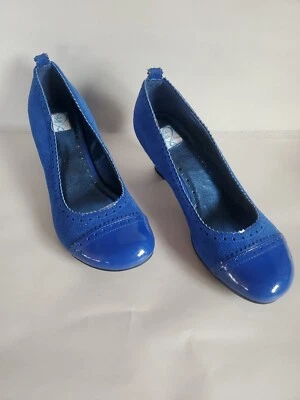 Muestra de zapatos vintage talla 6? E.S. Originals Tacón medio de charol de gamuza azul Foto 1 de 4