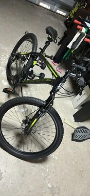 Schwinn S2792WMDS Sidewinder Mountain Bike - Black - Image 1 of 4