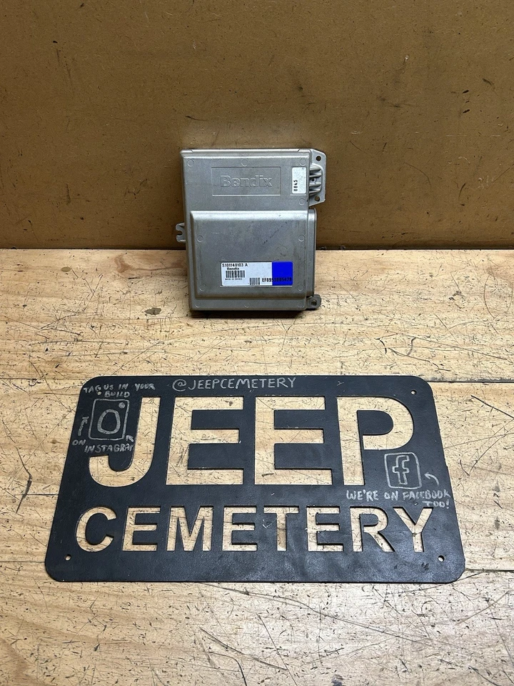 Jeep Cherokee XJ Comanche MJ 1989 89 ECM ECU 4,0 L transmisión manual 8953005429 fabricante de equipos originales Foto 1 de 4