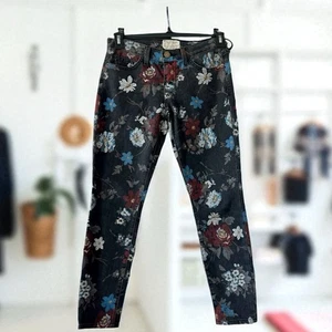 Current Elliott The Stiletto Black Wild Flower Jeans Fairy Core Skinny 26 - Picture 1 of 10