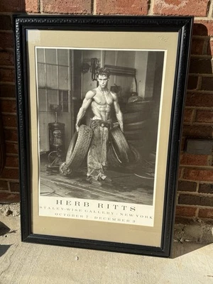 Herb Ritts "Fred with Tires" Stanley Wise Gallery 纽约印刷垫和框架 — 第 1/4 张图片