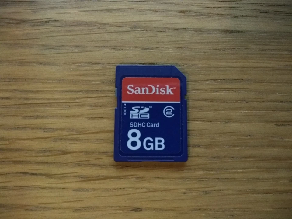 SanDisk 8GB SD Card - Memory Card for Digital Camera etc - Image 1 of 1