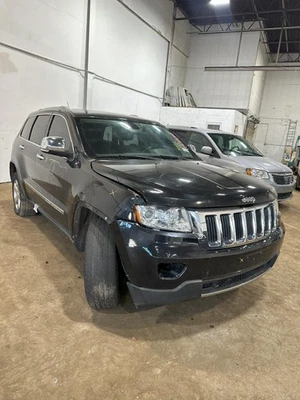 11 12 13 JEEP GRAND CHEROKEE Wiper Motor Front - Image 1 of 4