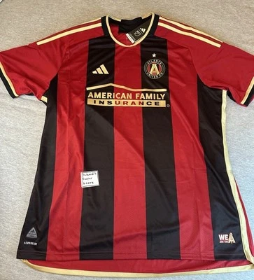 Camiseta deportiva Adidas XL Atlanta United 2023-24 para hombre IC3001 negra/roja $150 nueva con etiquetas Foto 1 de 4