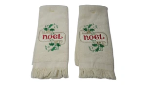Christmas Guest Embroidered Bathroom Cream Fingertip Towels Noel Green Holly 2pc - Picture 1 of 4