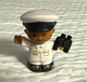 Fisher Price Little People Friendship Friend ship AA Dad father boat captain - Picture 1 of 3