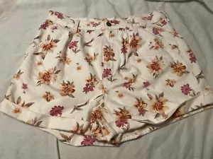 PANTALONES CORTOS MAMÁ VAQUEROS FLORALES American Eagle Cintura Alta Blanco Talla 8 - Imagen 1 de 12