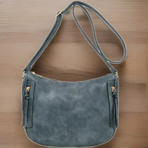 Bolso Bandolera FashionPuzzle Cuero Sintético Bolsillo con Cremallera Frontal Gris Claro Nuevo con Etiquetas - Imagen 1 de 17