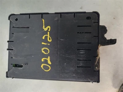 Chassis ECM Multifunction Left Hand Dash Fits 98 WINDSTAR 3791907 - Image 1 of 4