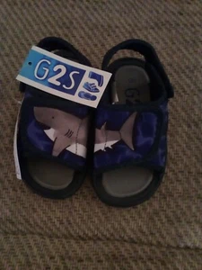 M&Co G2S Child's Size 6 Dark blue .Brand New with tags. - Picture 1 of 6