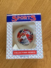 Mark McGwire Home Run King 1998 Frosted Christmas Ornament St Louis Cardinals 