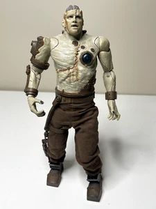Van Helsing Frankenstein Monster 12" Figure by Jakks Toys 2004 Glowing Heart - Picture 1 of 4