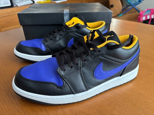 Nike Air Jordan 1 Low Scarpe da Ginnastica Uomo Nero Viola Giallo Taglia 11 UK