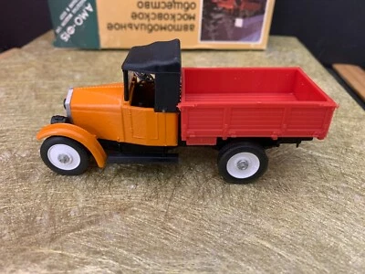 Collectable Die cast model AMO F-15 USSR toy truck-car 1:43 Metal and plastic. - Image 1 of 4