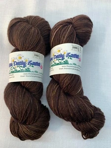 MCN Socke von Shasta Daisy Knits - Schokolade 2x ~ 435yds - Bild 1 von 2