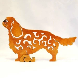 Estatuilla de madera de perro King Charles Spaniel regalo único pintado a mano - Imagen 1 de 1
