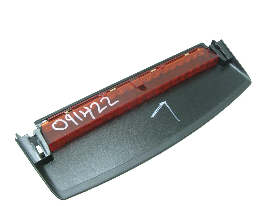 09-16 AUDI B8 A4 S4 RS4 SEDAN 3RD THIRD BRAKE TAIL LAMP LIGHT OEM 091422 - Image 1 of 4