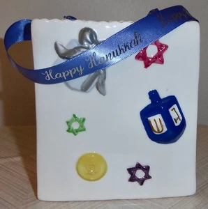 CAJA ABIERTA HANUKKAH CERÁMICA CERÁMICA CINTA MANGO VELAS REGALO DREIDELS ALMACENAMIENTO - Imagen 1 de 6