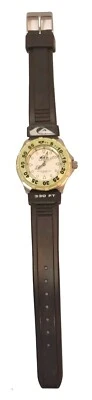 Reloj estilo buzo de cuarzo Quiksilver vintage para mujer WR-330 pies (QSR220)  Foto 1 de 4