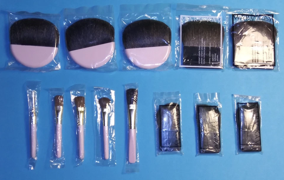 Varios pinceles cosméticos Mary Kay rosa y negro - Elige y elige Foto 1 de 1