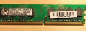Memoria RAM 1 GB DDR2-667 Kingston - Foto 1 di 1