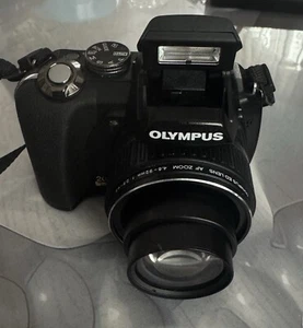 Olympus SP-565UZ Digitalkamera – Gebraucht, Guter Zustand - Bild 1 von 9