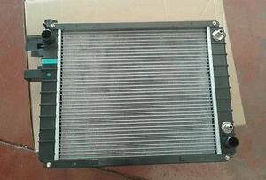 RADIADOR HYSTER H177 CARRETILLA - OE: 1736545 / 2037936 / 580015725 - NUEVO!!! - Picture 1 of 4