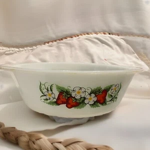 Vintage Glassmaker Summer Strawberries Milk Glass Casserole Oven Dish - Picture 1 of 4