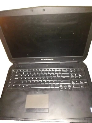Alienware 17 R3 Gaming Laptop, 256GB SSD/1TB HDD, i7 6700HQ/GTX 970M/16GB & box - Image 1 of 4