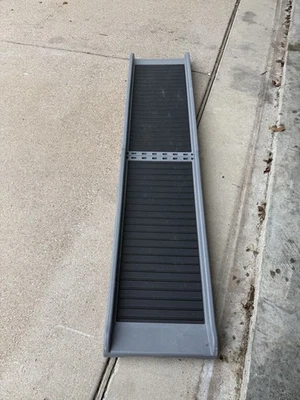 Rampa portátil antideslizante WeatherTech PetRamp para perros grandes rampa de agarre de tracción Foto 1 de 2