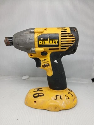 DeWalt DW056 18V 1/4" Cordless Impact Driver Tool Only TESTED Chuck Doesn't Lock - Image 1 of 4