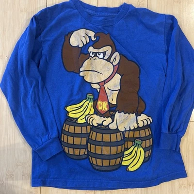 Super Mario Donkey Kong t-shirt 2011. Boys Shirt Size 8 M - Image 1 of 4