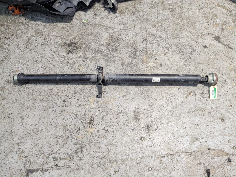 Hélice de eixo traseiro 18-24 OEM AUDI Q5 SQ5 24k milhas - Imagem 1 de 4