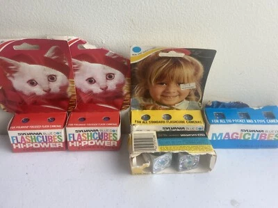 Sylvania Magicubes #3, cubos Flash de alta potencia #4 y Flashcubes #5 36fl de colección Foto 1 de 4