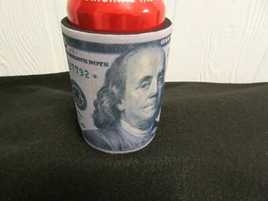 BILLETE DE $100 DÓLARES Porta Latas Soda Cerveza Aislado Koozie Diseño Novedad NUEVO L13W - Imagen 1 de 4