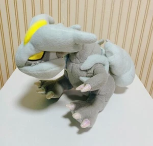 Kyurem Pokemon Center 2011 Original Peluche 13" Muñeca Juguete Japón ZA - Imagen 1 de 6