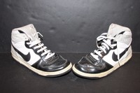 mco suede tail sneakers